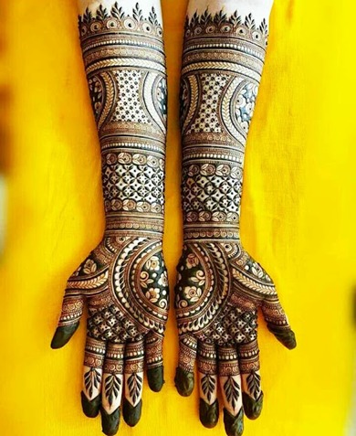 Trendy Mehndi Design